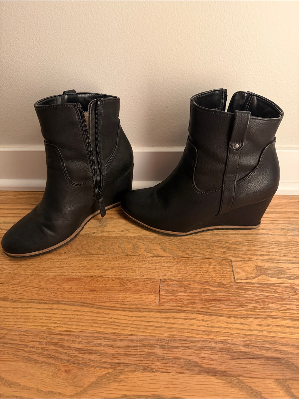 SOUL Naturalizer Black Wedge Ankle Boots